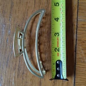 💎FREE Large gold tone hair clip crescent claw